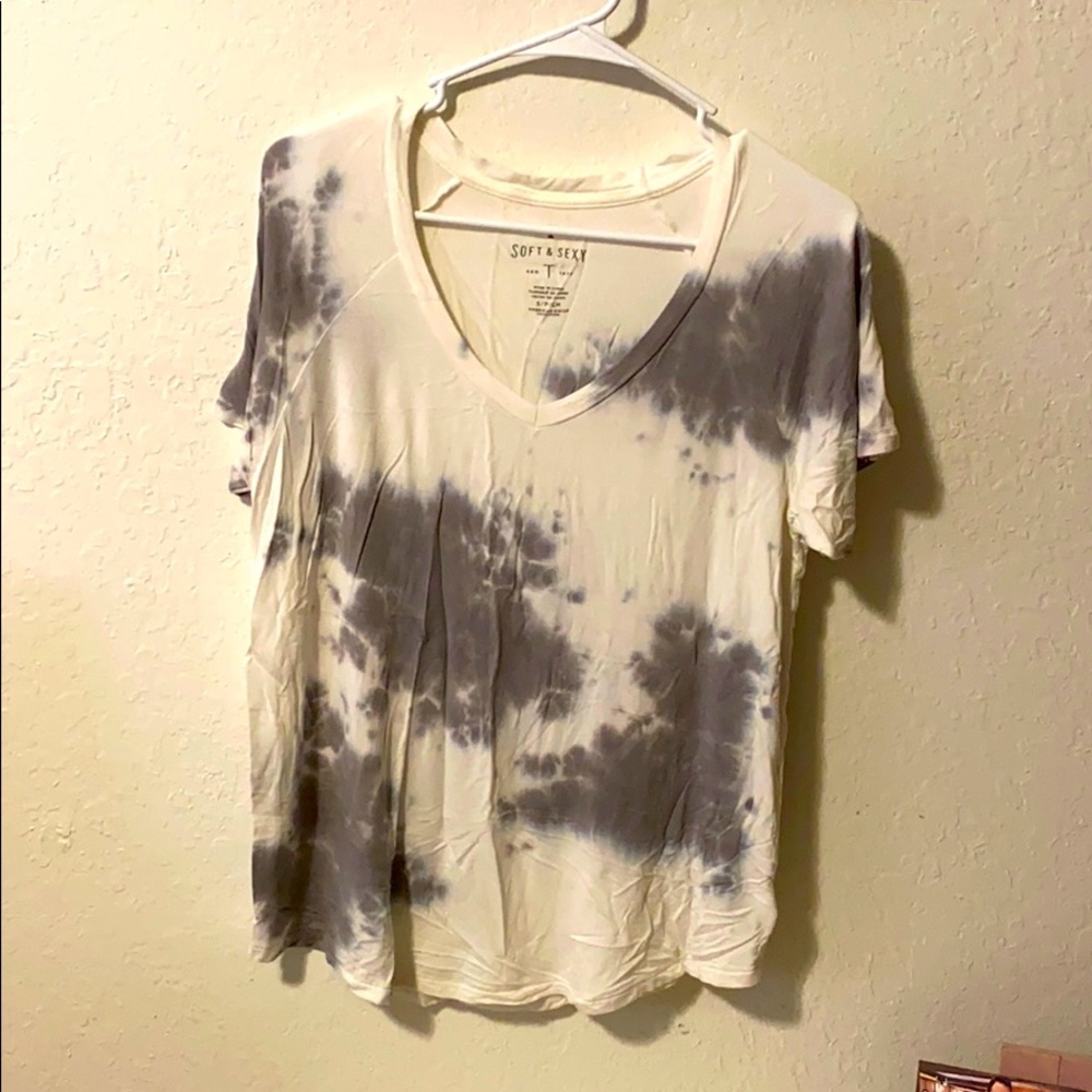 AE lose fit t-shirt.